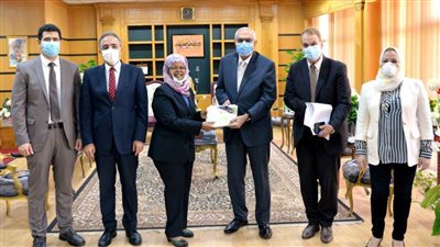 جامعة المنصورة تستقبل وفد سفارة 