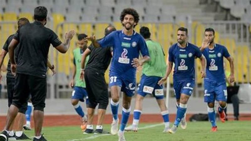 لاعبو سموحة