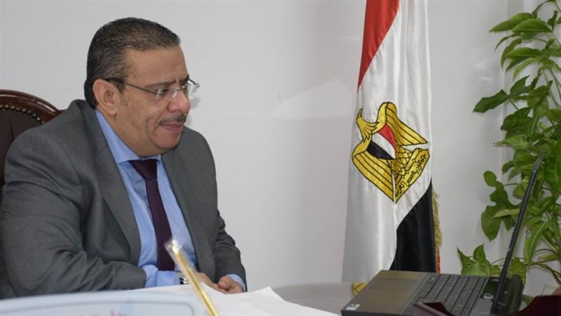 الدكتور أحمد زكى