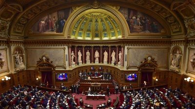 يمين الوسط يحتفظ بالأغلبية في مجلس الشيوخ الفرنسي