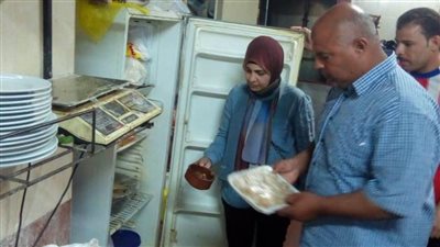 إعدام 55 كجم أغذية فاسدة ببني سويف