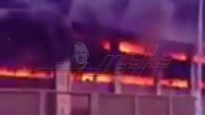 20 سيارة إطفاء للسيطرة على حريق هائل بمخزن سكر بالخانكة 