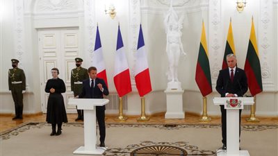 ماكرون: إذا أردنا إرساء السلام في اوربا فعلينا العمل مع روسيا