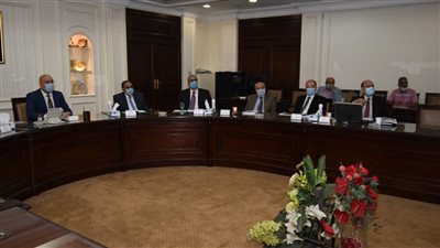 الجزار: طرحنا 17 ألف قطعة أرض و7 آلاف شقة للعاملين بالخارج