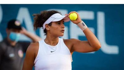 ميار شريف.. أسطورة تنس 