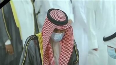 أداء صلاة الجنازة على أمير الكويت الراحل الشيخ صباح الأحمد