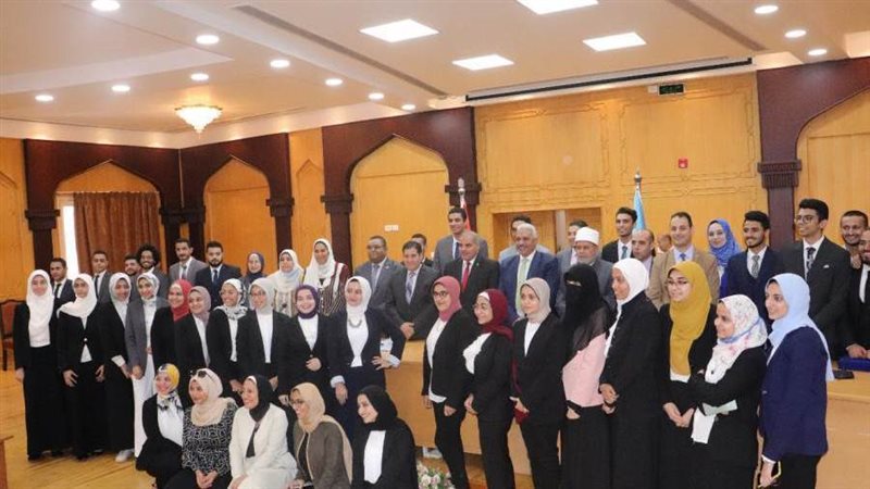 فريق إيناكتس جامعة