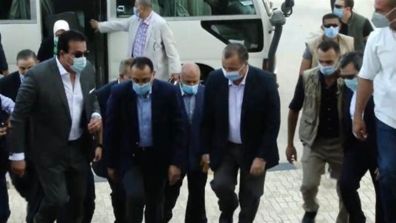 رئيس الوزراء أثناء