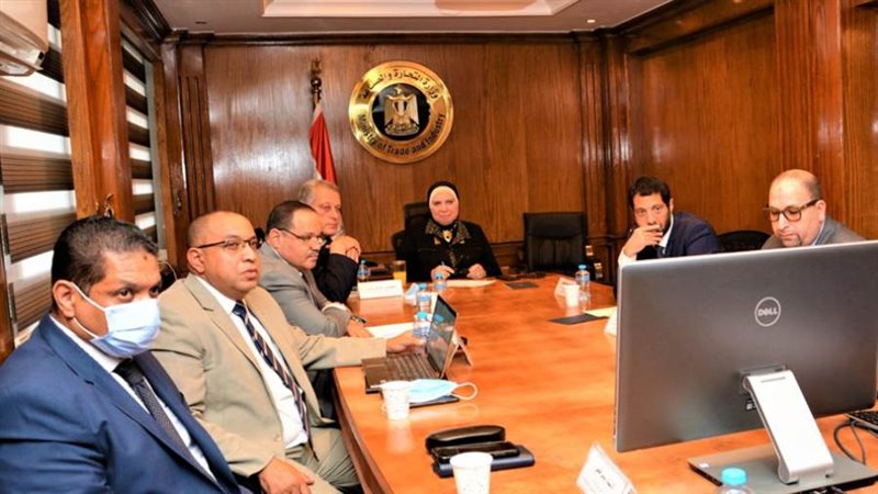 اجتماع وزيرة التجارة