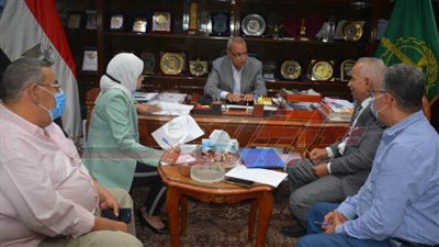 القليوبية تبحث تقديم خدمة متميزة للنقل الجماعي