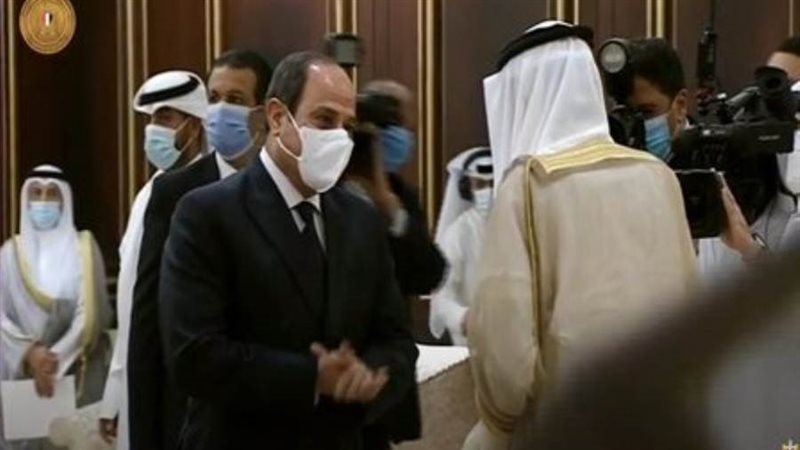 الرئيس السيسي يقدم