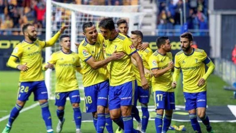 قاديش يفوز على أتلتيك