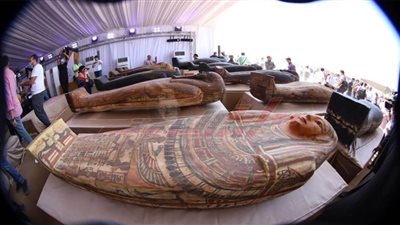 سفراء دول العالم بالقاهرة يشيدون عبر 