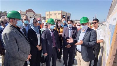 بتكلفة تتجاوز ٧٠٠ مليون جنيه.. محافظ البحيرة يتفقد ميناء الصيد
