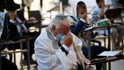 كبير حاخامات إسرائيل يصلي من أجل شفاء ترامب