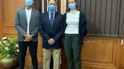 صبحي يكرم محمد صفوت وميار شريف بطلي التنس (صور)