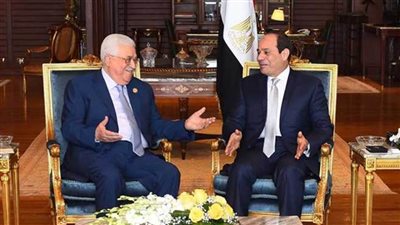 أبومازن يهنئ الرئيس السيسي بالذكرى 47 لانتصارات أكتوبر