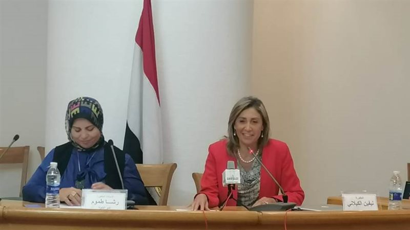 جانب من الندوة