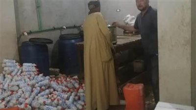 ضبط مصنع دون ترخيض يقلّد العلامات التجارية بمركز أبوتيج 