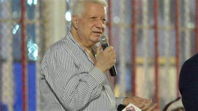 مرتضى منصور يؤازر الزمالك في مران اليوم