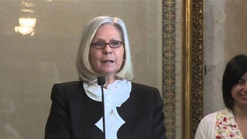 السفیرة الدكتورة