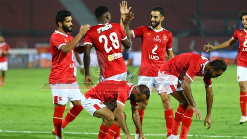 الأهلي يتفوق على