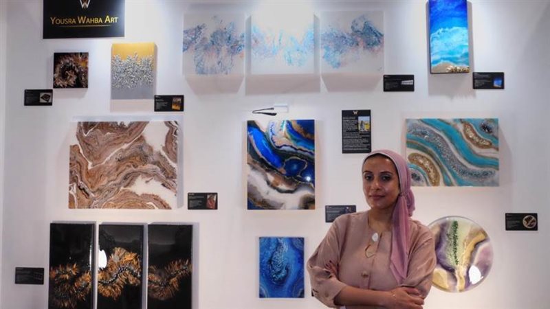 الفنانة يسرا وهبه