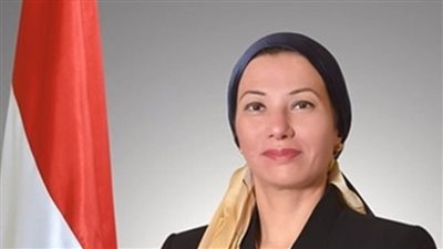 وزيرة البيئة: ضرورة دمج البعد البيئى فى خطط وسياسات الدولة