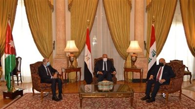 وزير الخارجية يستقبل نظيريه العراقي والأردني قبيل اجتماع آلية التنسيق الثلاثي
