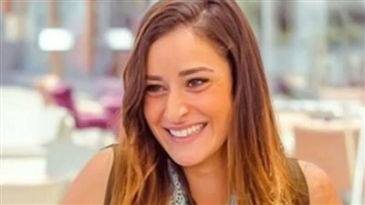 إرادة الله تمنع أمينة خليل من جراحة تجميل أنفها