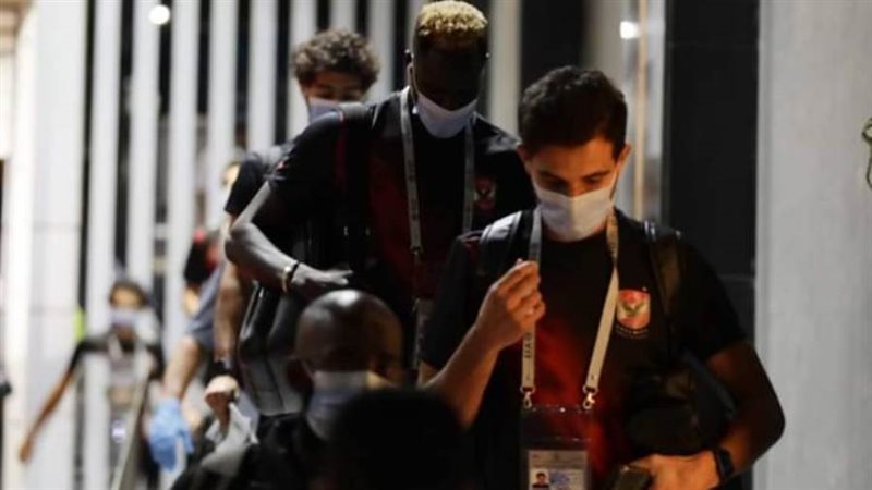 لاعبو الأهلي