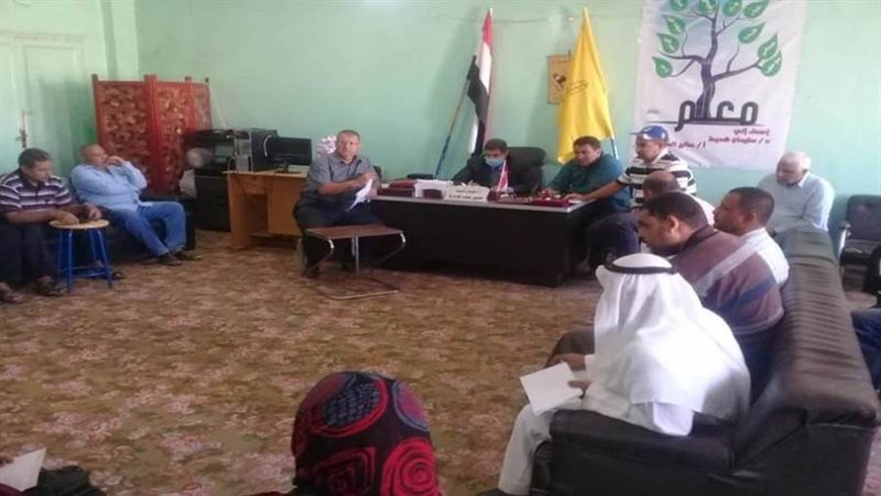 مسؤولو تعليم يناقشون