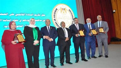 تكريم القائمين على العملية التعليمية لأوائل الثانوية العامة 2020.. إليك التفاصيل