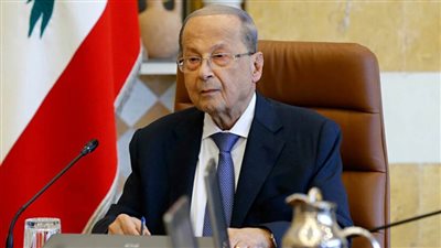 الرئيس اللبناني يرجئ الاستشارات النيابية لتشكيل الحكومة الجديدة 