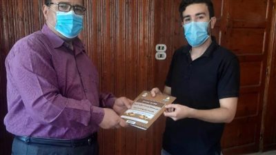  تسليم 8 عقود تقنين أراضي أملاك الدولة للمستفيدين بكفر الشيخ