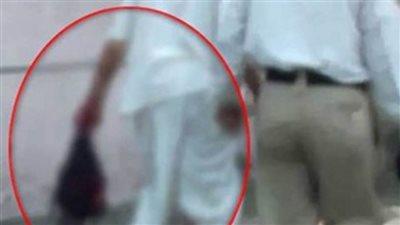 في واقعة ثانية.. مواطن يقطع رأس زوجته ويسير به في الشارع