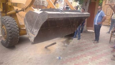 تطهير محيط مستشفى كرموز العمال من المخلفات