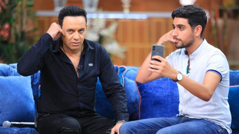 مصطفى قمر وابنه تيام