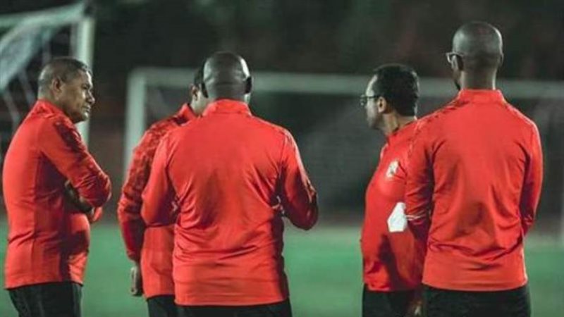 الجهاز الفني للأهلي