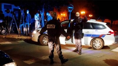 المدعي العام الفرنسي: أخت أحد الموقوفين في قضية قتل المدرس كانت عضوا في 