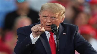 ترامب يهاجم سيناتورا جمهوريا حذر من 