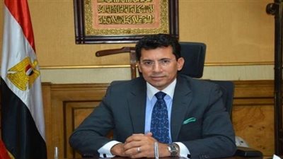 عاجل.. وزير الرياضة يهنئ الأهلي.. ويتمنى التوفيق للزمالك وبيراميدز