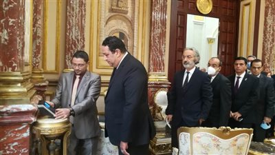 بدء توافد نواب لـ 