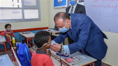 الشريف يفتتح مدرستين جديدتين بإدارة المنتزه التعليمية بالإسكندرية