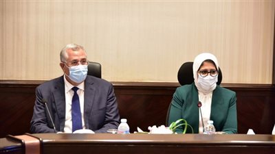 وزيرا الصحة والزراعة يبحثان سبل التعاون لإحكام الرقابة على واردات الأغذية 
