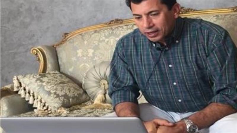 الدكتور أشرف صبحي