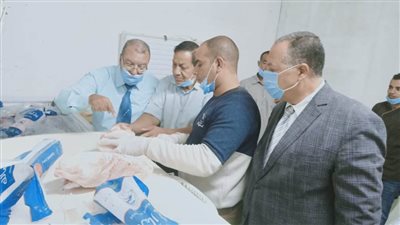 محافظ أسيوط: تحرير 1471 محضرا تموينيا خلال حملات اليوم الواحد