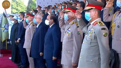 الرئيس السيسي يشهد التصديق على نتائج الكليات والمعاهد العسكرية