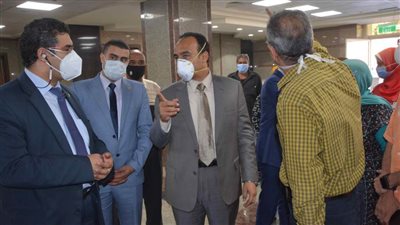 تمهيداً لافتتاحها.. نائب محافظ المنيا يتابع التجهيزات النهائية لمستشفى ديرمواس 