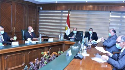 وزير الطيران: رفع درجة الاستعداد بالمطارات لمواجهة الطقس المتقلب